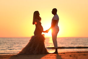 zwangerschapsshoot strand