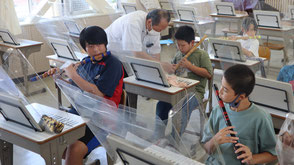 令和4年度・森小学校でお囃子指導の画像4