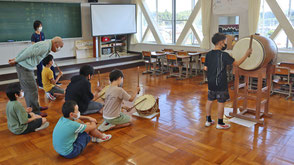 令和4年度・森小学校でお囃子指導の画像11