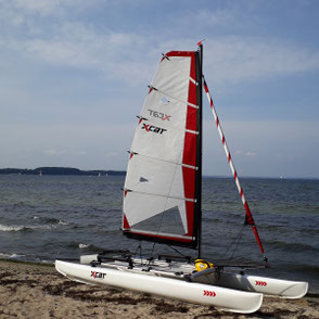 XCAT-Multi-Sportkatamaran, Ostsee, am Priwall-Strand