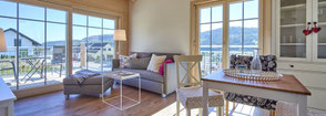 Gemütliches Wohnzimmer in einer Ferienwohnung der Alb Appartements auf der schwäbischen Alb - ideal für Familienurlaub in Deutschland