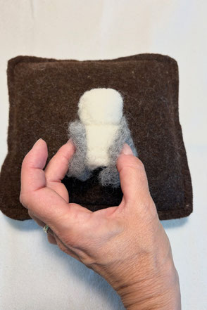 Pinguin, Filzpinguin, Anleitung, Tutorial, DIY, filzen, Nadelfilzen