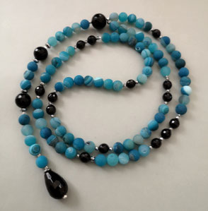 Y-Kette aus Drusenachat türkis und Onyx; Perlenschmuck, Perlen, Süßwasserperlen