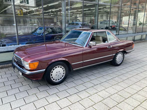 Mercedes 300 SL R107 pajettrot