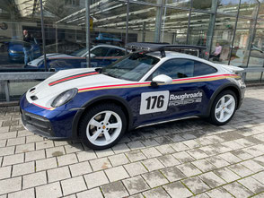 Porsche 911 Dakar 992 roughroads