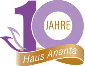 Logo 10 Jahre Haus Ananta