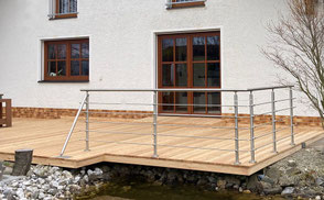 Terrassen aus Holz © CASA VARIO GmbH - Holzhäuser und Individuelles aus Holz 