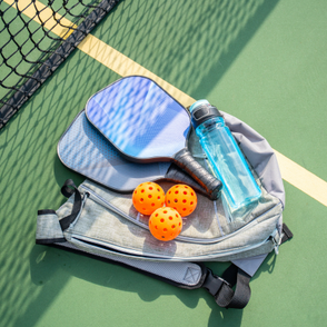 raquettes et balles de pickleball