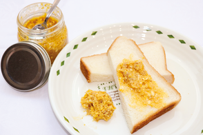 柑橘を利用した料理、みかんバター (くるみ入り) 