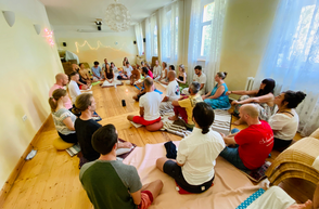 Haus Ananda Brandenburg Seminarraum Singkreis Meditation