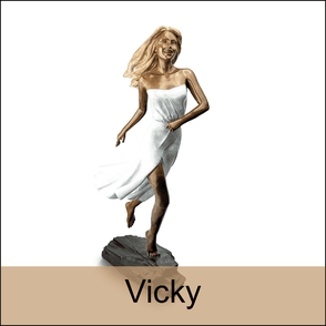 sculpture d'une femme blonde courant