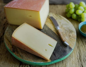 Aus der Käsescheiune in Hungen kommt dieser leckere Käse