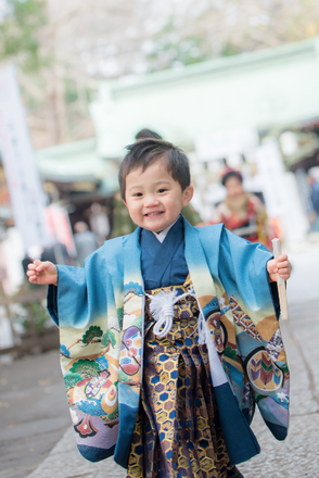 七五三撮影　出張カメラマン　北井香苗　出張撮影　３歳七五三　東京　家族写真　ロケーションフォト　七五三　