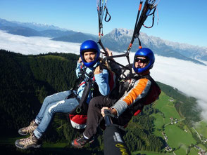 Gleischirmflug über Pfarrwefen Pongau