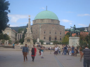 Pecs-moskee-Turks-koepel-Szechenyi-Ter-Hongarije