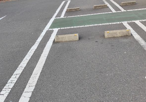 小倉南区　駐車場ライン引き