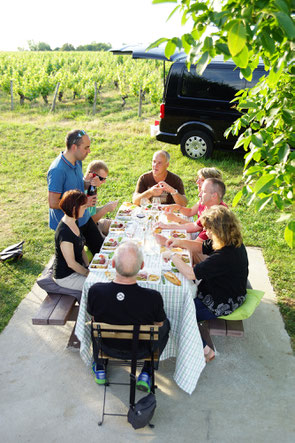 VinoLoire - Vincent Delaby - Excursions privilégiées dans les domaines vignobles du Val de Loire - Casse-croûte vigneron