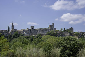 Bild: Aiguèze an der Ardèche  