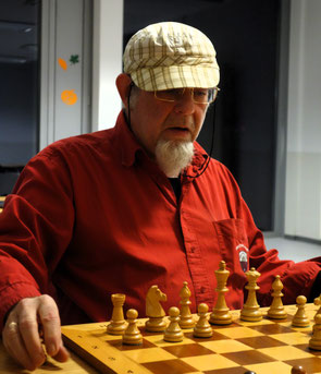 Martin Schäfer, Sieger des ersten Spieltages der Blitzmeisterschaft 2025 (Foto: A. Obdenbusch)