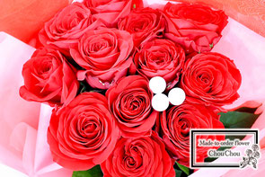 ディズニー　プロポーズ　花束　赤薔薇　ダズンローズ　１２本　ミッキー　ディズニーランドホテル　オーダーフラワー　シュシュ　ChouChou
