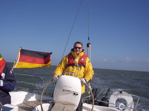 Skipper Balu am Steuer...