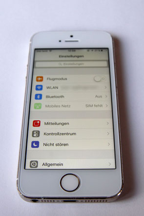 Repariertes iPhone 5s mit GIGA Fixxoo Display