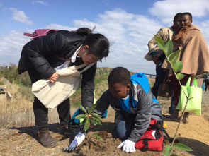 children`s hard work stimulated their parents`s awarness for environment
