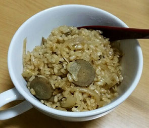 玄米とごぼうのピラフ(昆布だしで)