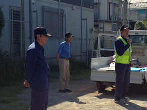 左から、鈴木副部長、小川部長、石川会長