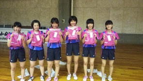 中学女子の部で優勝した鎌ヶ谷三中