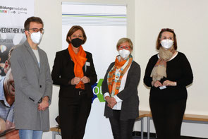 vlnr. Colin Stamm, Yvonne Gebauer, Claudia Berling, Angela Freimuth MdL