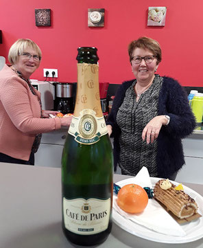 La Bûche de Noël était accompagnée d'un vin pétillant !