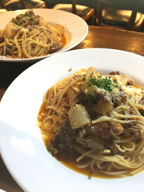 1月18日(木)牛すじ肉と佐賀産キク芋のトマトソース