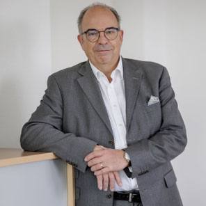 Tilo Neumann – Aures Finanz AG & Cie. KG