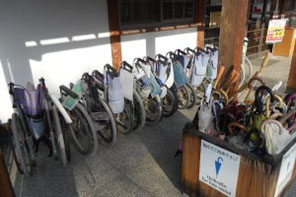 貸出用の車いす