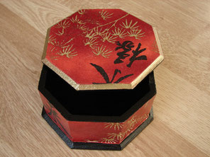 Joyero octagonal chino rojo