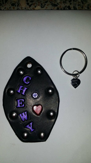 Leather key ring with name pet, heart peephole with red leather, 1 synthetic crystal, 17 euro