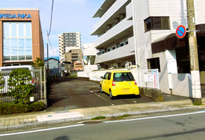 三島市東本町　大社町　不動産　土地　建物　分譲　売却　買取　(有)大阪屋不動産　055-971-6546　三島市東町　月極駐車場