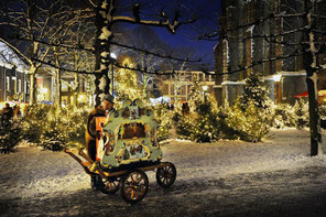 Sprookjesachtige Kerstmarkt bij kasteel Cannenburch in Vaassen