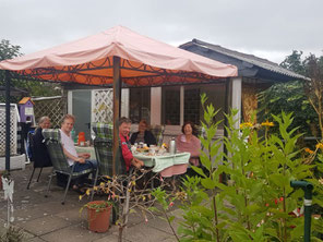 Netzwerk Mitglieder im Schrebergarten in Hannover 