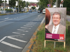 Illegal aufgestelltes Plakat der SPD