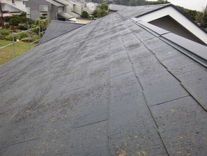 屋根（コロニアル）　塗装前