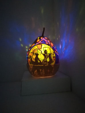 ランタンの舞う夜に