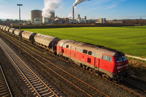 225 101 im Anschluss der Zuckerfabrik Schladen - 07.12.2014