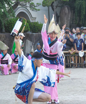 天満天神繁昌亭賞「粋にポーズ」髙橋順二 様
