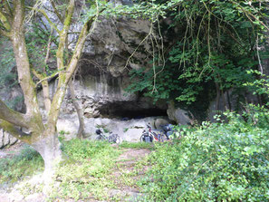 Donaudurchbruch - Schlafen in der Höhle