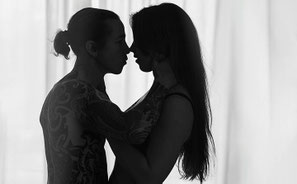 Pärchen Shooting Erlangen – sinnliche Paarfotos, diskret und stilvoll