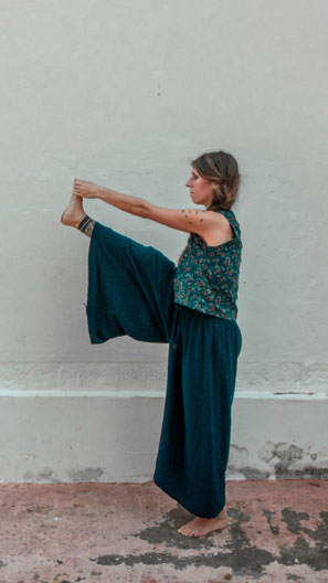 Curriculum vitae yoga daph namaste