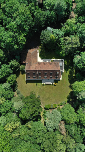 Namast'hOMe Drone (c) Frederic Grimaud