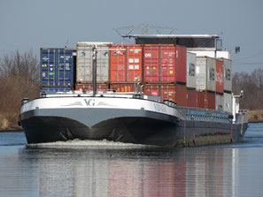 Containerschip Nirvana